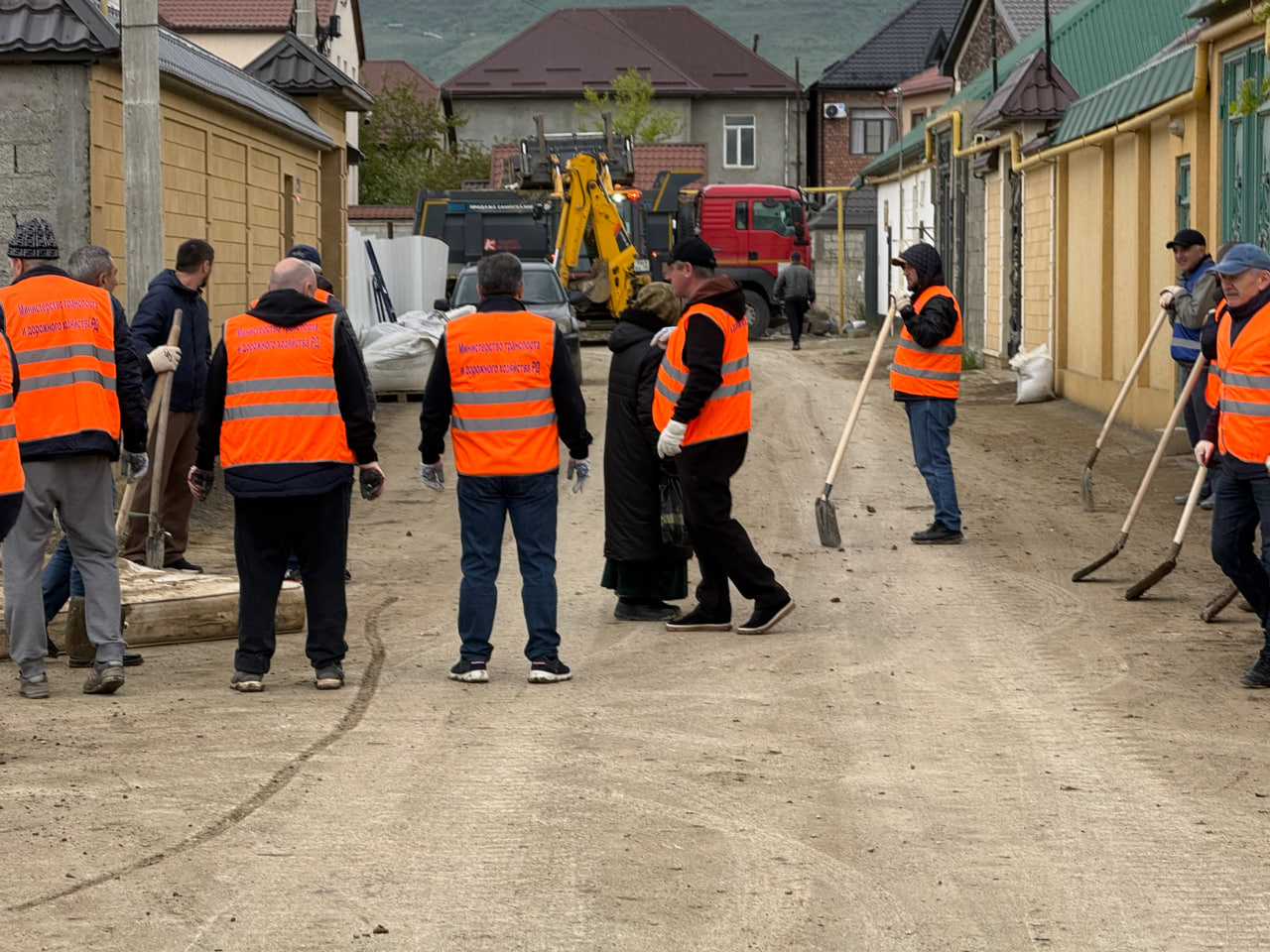 Арсланбек Алибеков рассказал об участии Минтранса РД в общероссийском субботнике